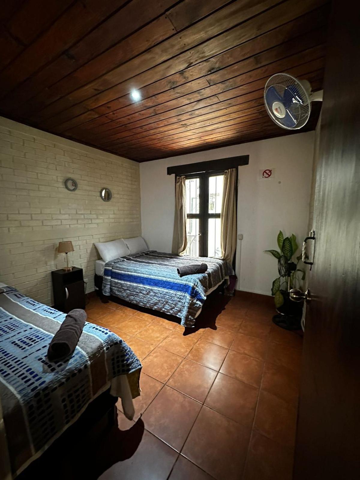 El Aventurero Hotel Antigua Eksteriør billede