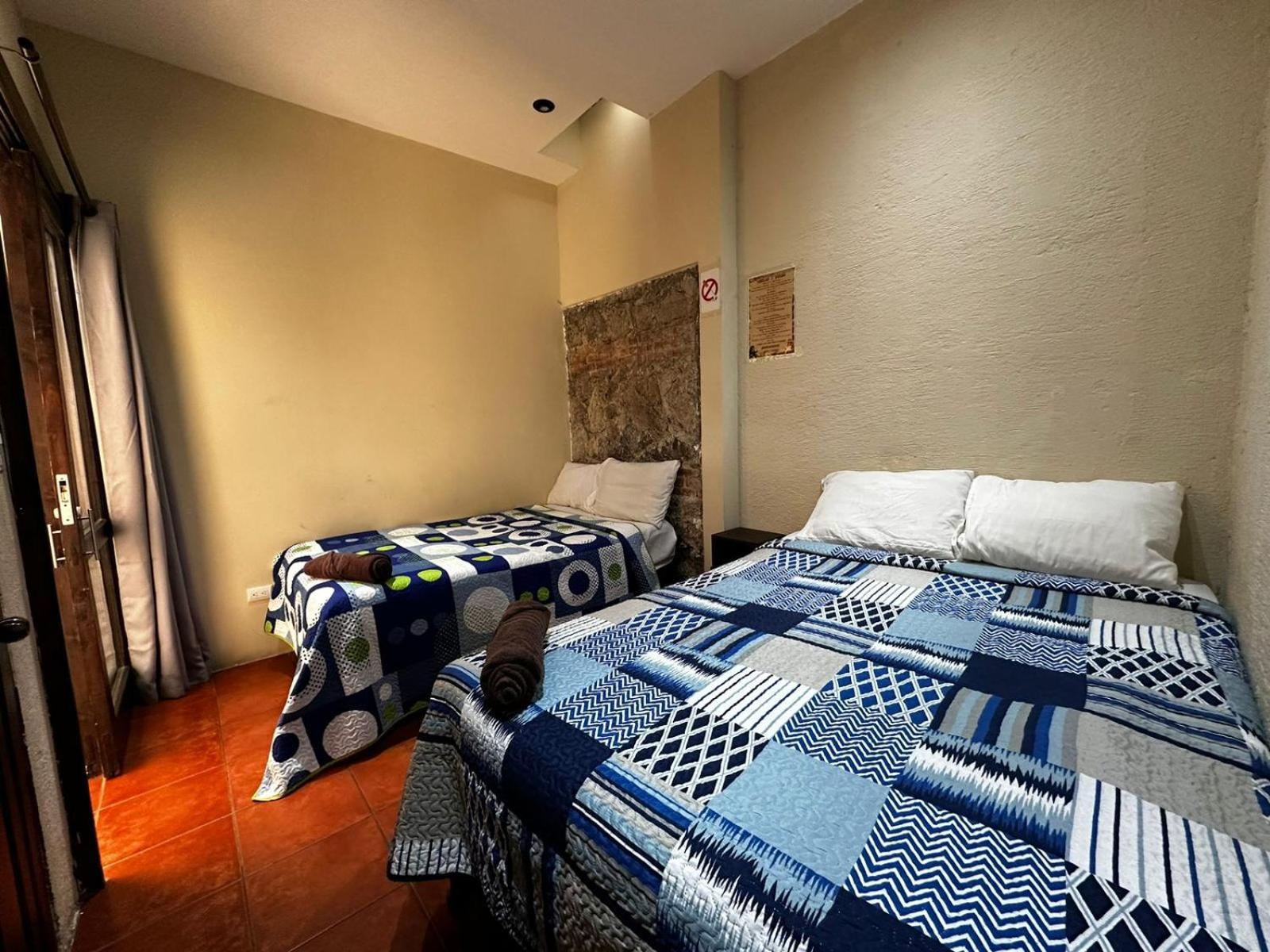 El Aventurero Hotel Antigua Eksteriør billede